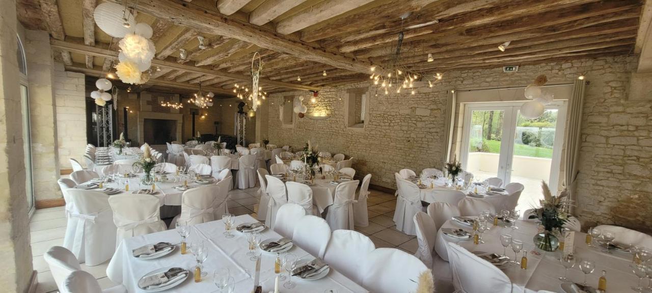 Saint-Pierre-Canivet Domaine De La Tour B&B 외부 사진